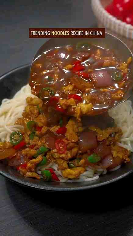 Asian Rice Noodles Tonight - Quick & Easy